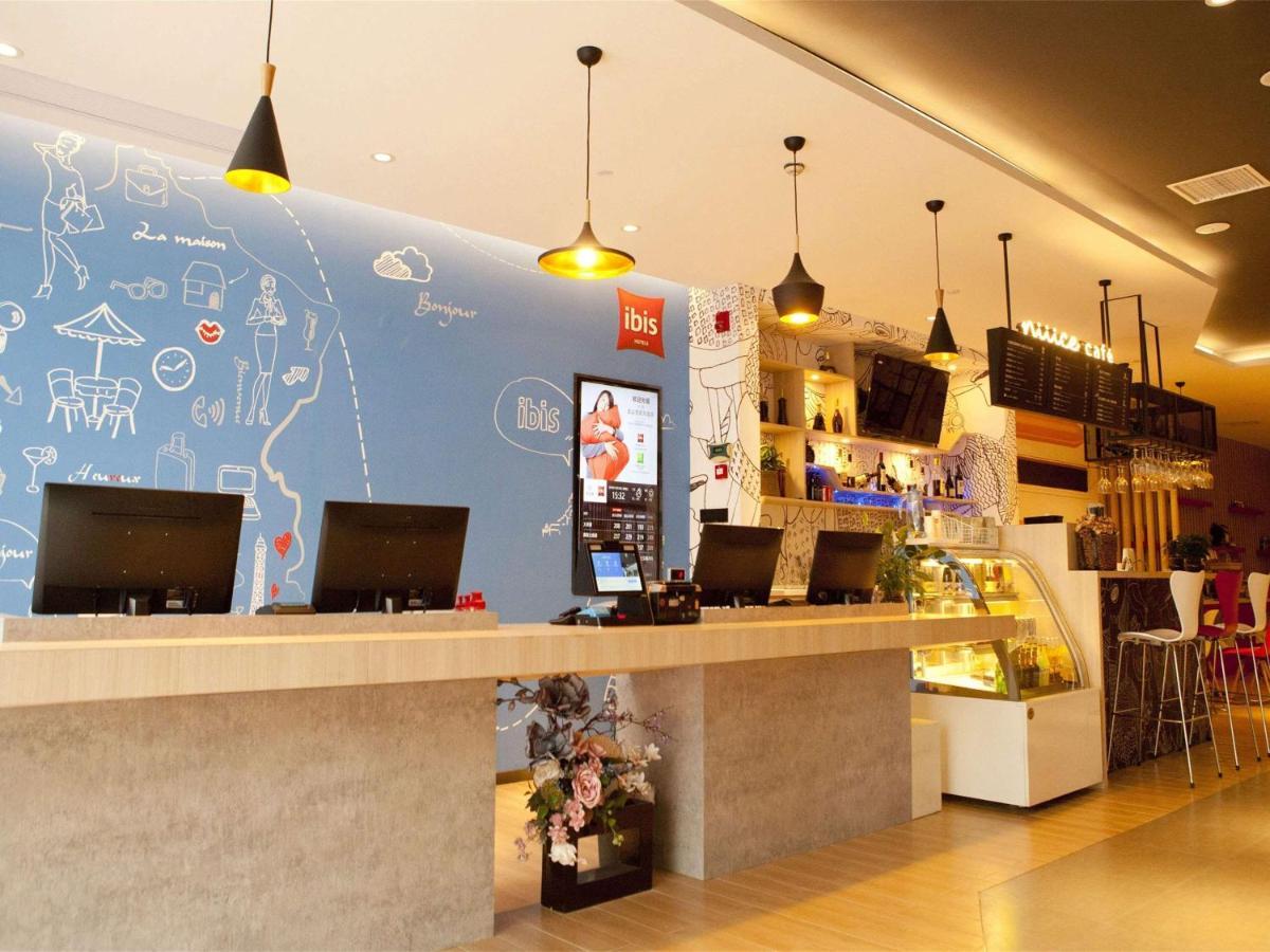 Ibis Tianjin Railway Station North Square Hotel Kültér fotó