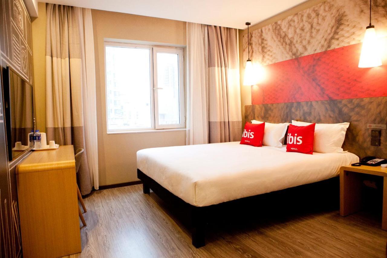 Ibis Tianjin Railway Station North Square Hotel Kültér fotó