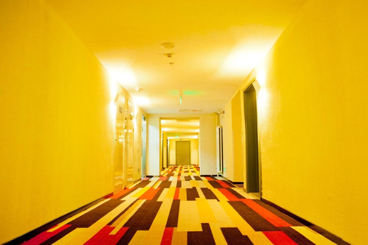 Ibis Tianjin Railway Station North Square Hotel Kültér fotó